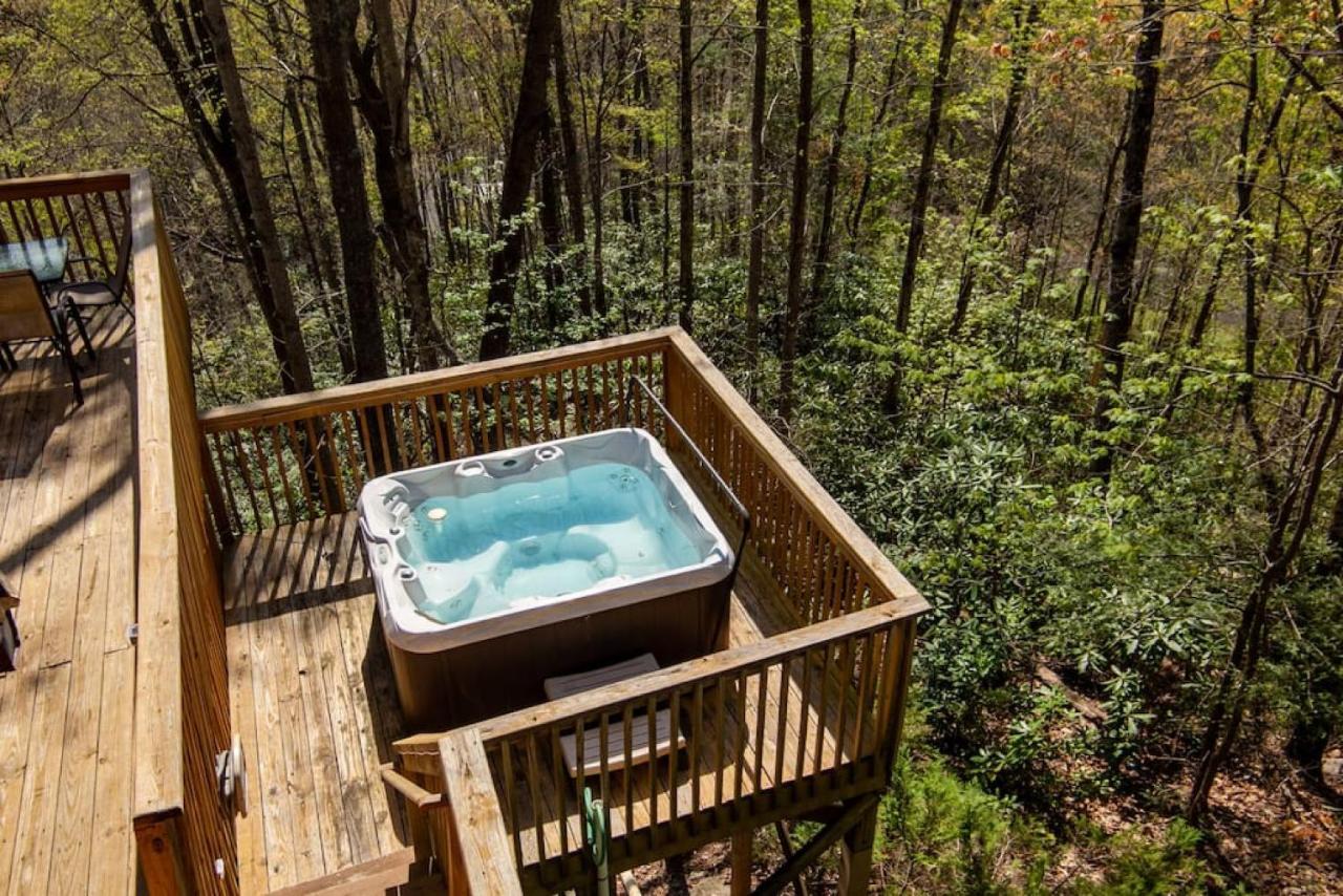 Bear View Chalet With Hot Tub And Near Ober Gatlinburg Exterior foto